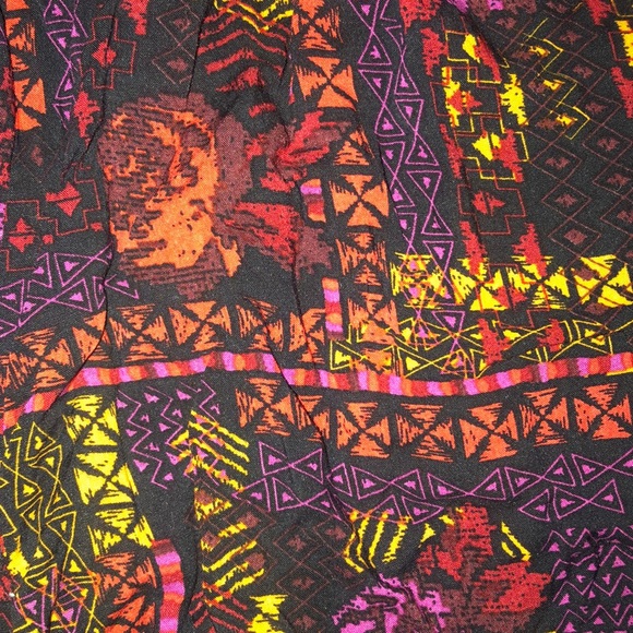 LEITH NORDSTROM FLOWY PATTERNED SHORTS - Picture 2 of 3